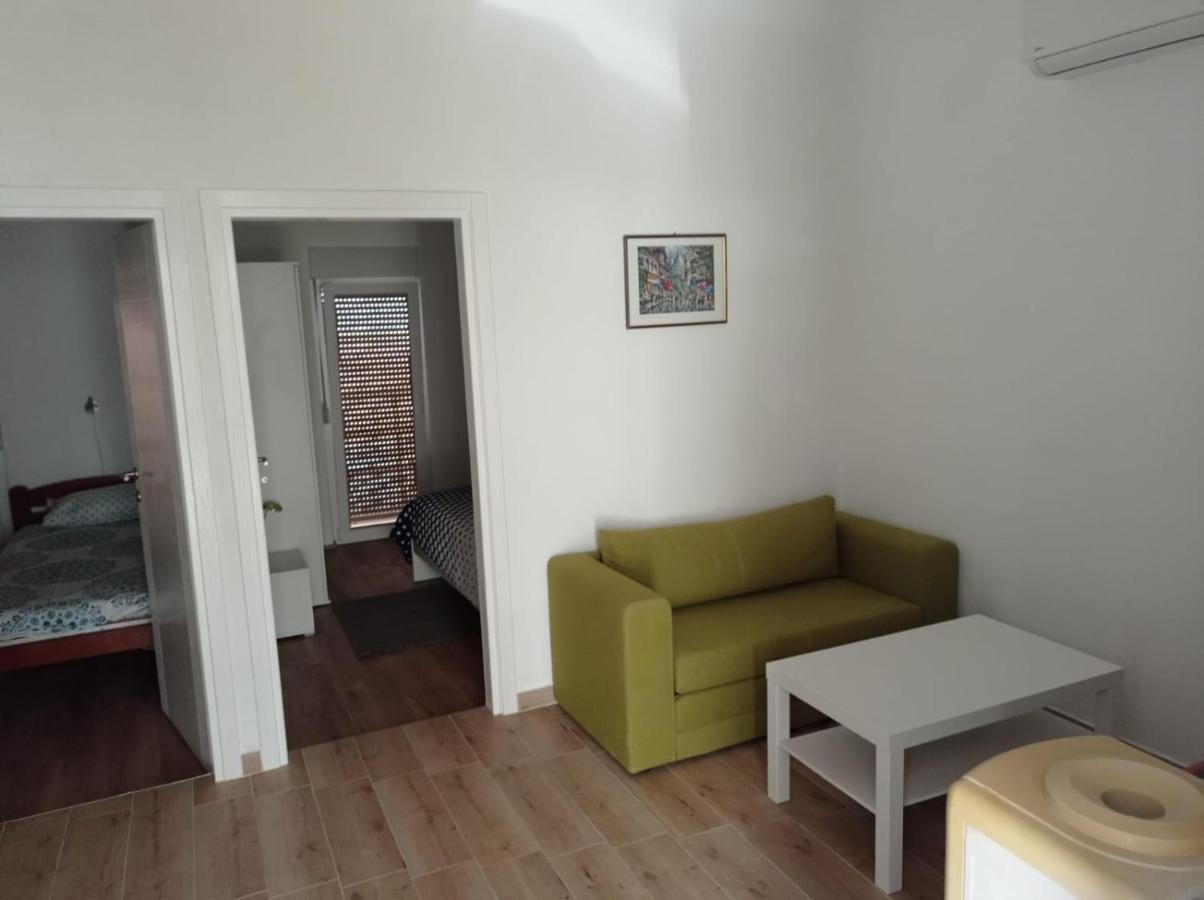 Ap Jurisic Apartment Bibinje Luaran gambar