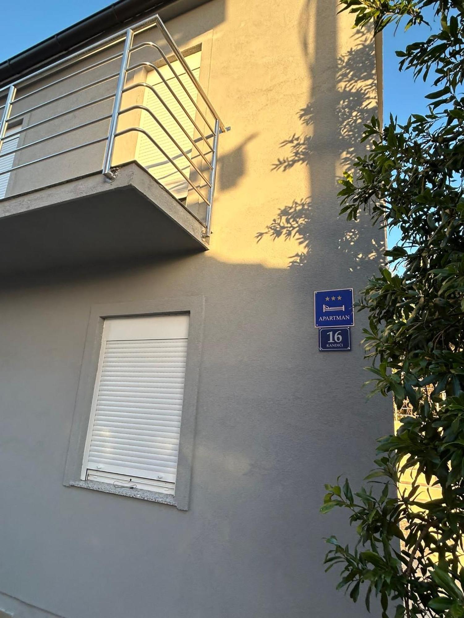 Ap Jurisic Apartment Bibinje Luaran gambar